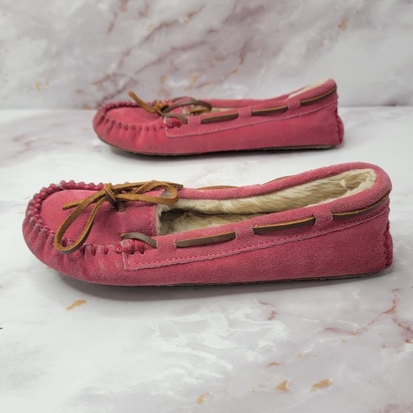 Minnetonka Moccasins Slipper Pink Suede - Picture 7 of 9